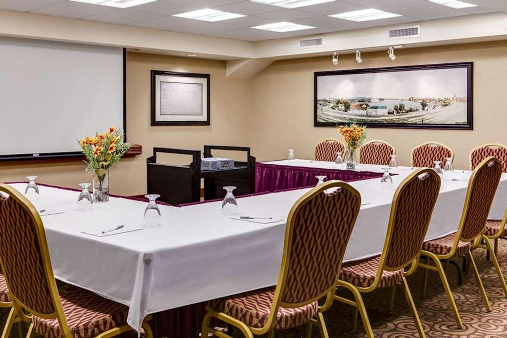 Hampton Inn Dubuque Létesítmények fotó