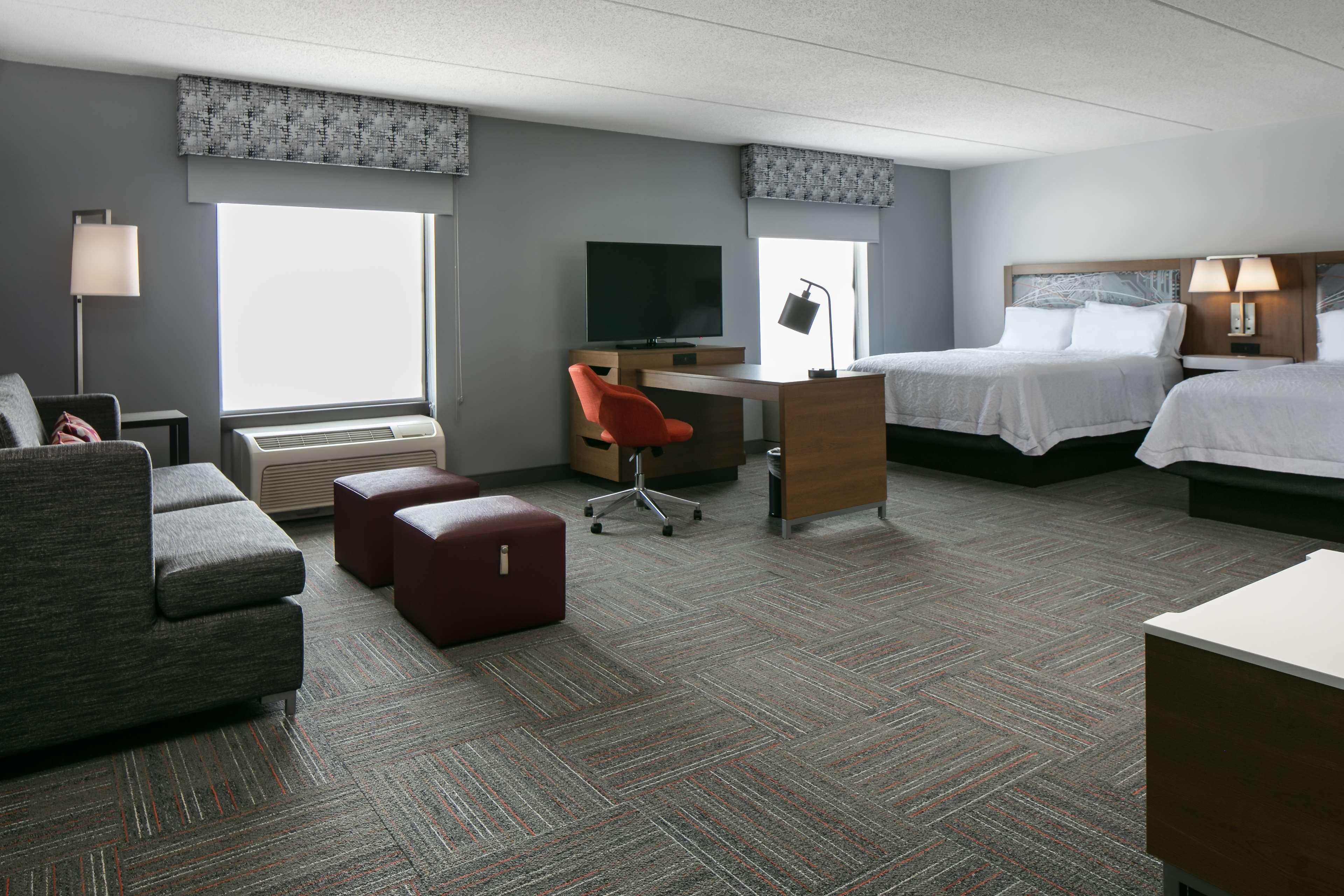 Hampton Inn Dubuque Kültér fotó