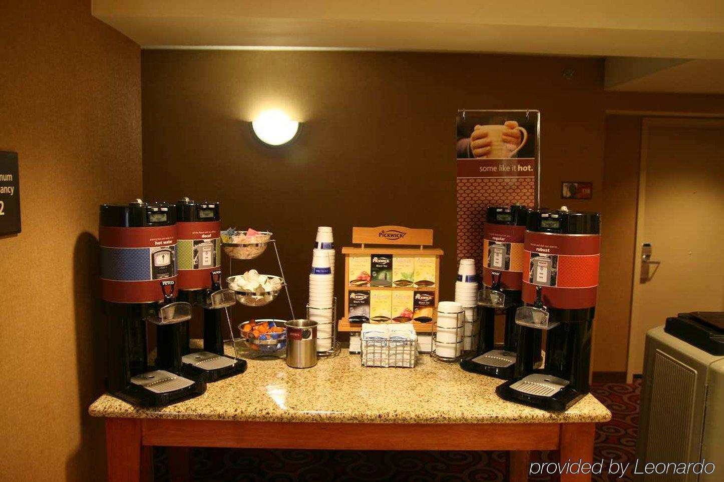 Hampton Inn Dubuque Étterem fotó