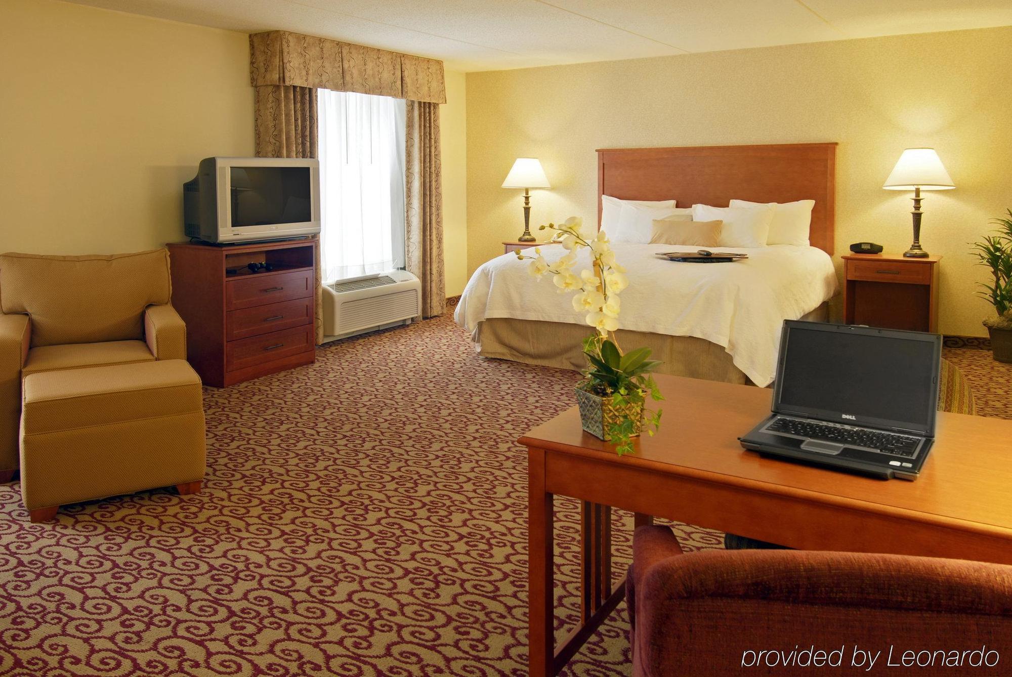 Hampton Inn Dubuque Szoba fotó