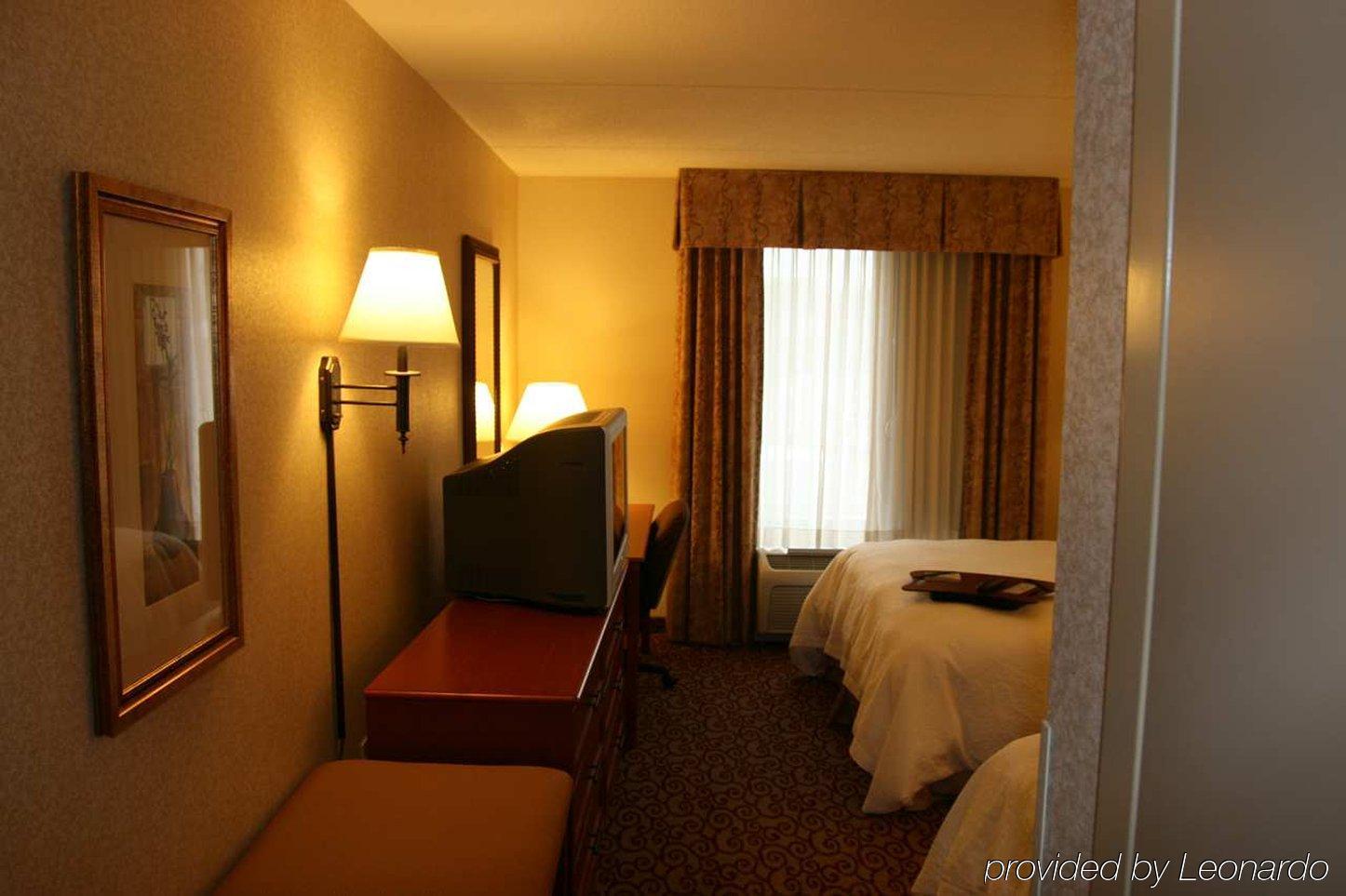 Hampton Inn Dubuque Szoba fotó