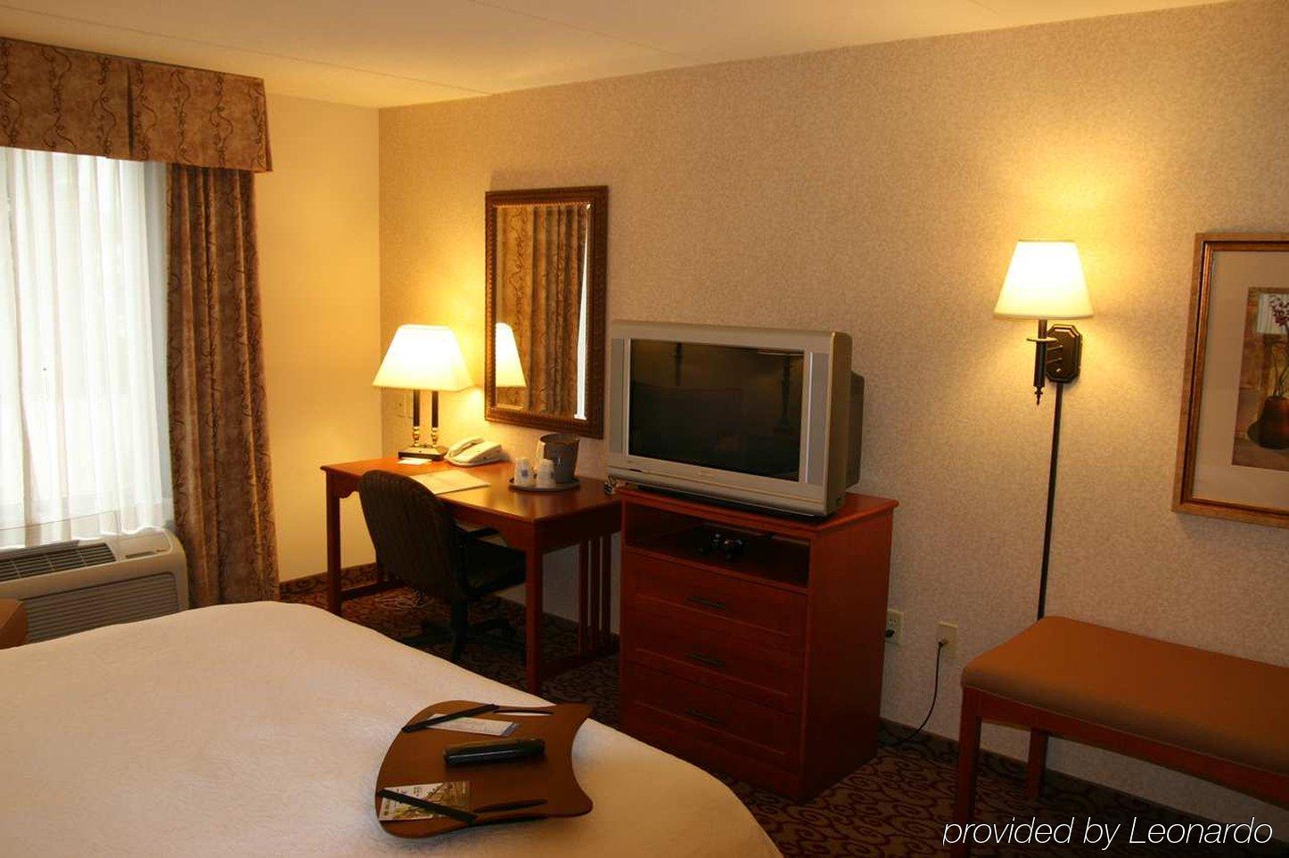 Hampton Inn Dubuque Szoba fotó